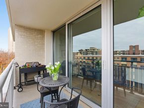 1301 S Arlington Ridge Road 610, Arlington VA 22202