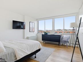 1301 S Arlington Ridge Road 610, Arlington VA 22202