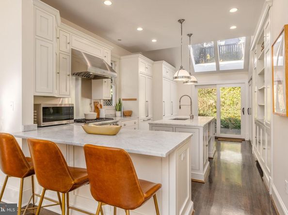 2939 Macomb Street NW, Washington DC 20008