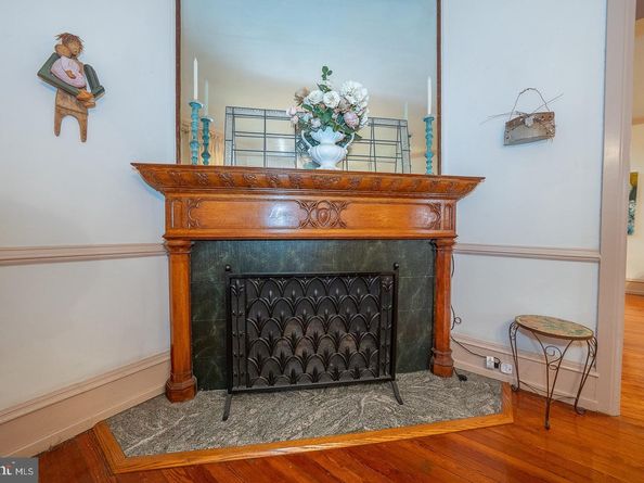 6323 Sherwood Road, Philadelphia PA 19151