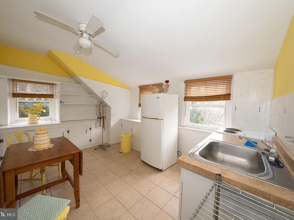 6323 Sherwood Road, Philadelphia PA 19151