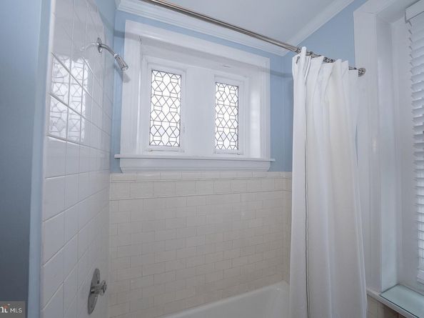 6323 Sherwood Road, Philadelphia PA 19151