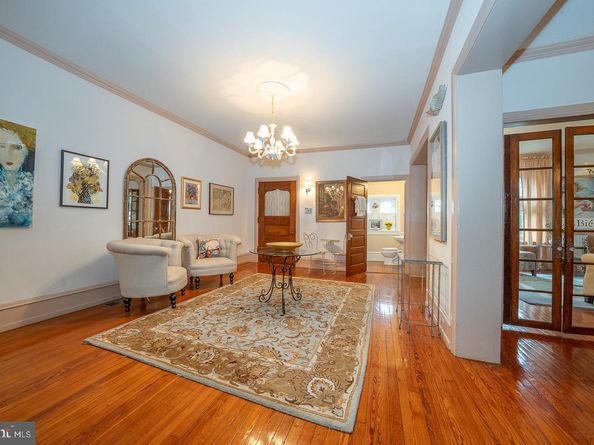 6323 Sherwood Road, Philadelphia PA 19151