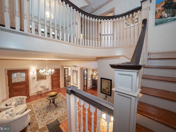 6323 Sherwood Road, Philadelphia PA 19151