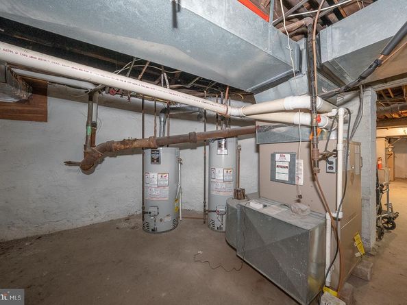 6323 Sherwood Road, Philadelphia PA 19151