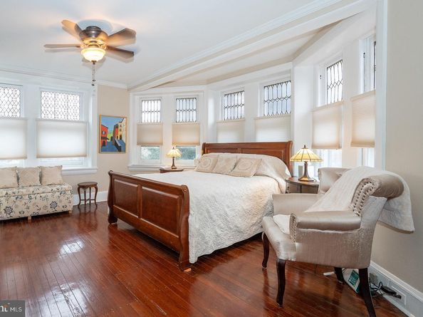 6323 Sherwood Road, Philadelphia PA 19151