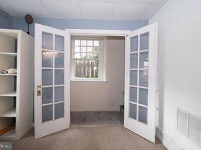 6323 Sherwood Road, Philadelphia PA 19151