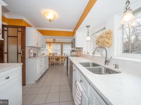 6323 Sherwood Road, Philadelphia PA 19151