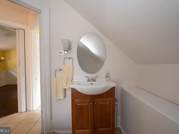 6323 Sherwood Road, Philadelphia PA 19151