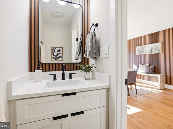 1621 D Street NE, Washington DC 20002