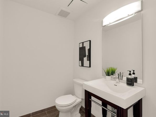 1401 Church Street NW 523, Washington DC 20005