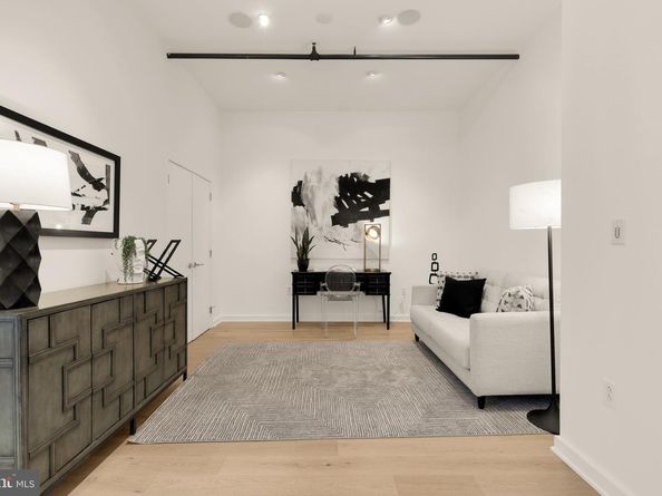 1401 Church Street NW 523, Washington DC 20005