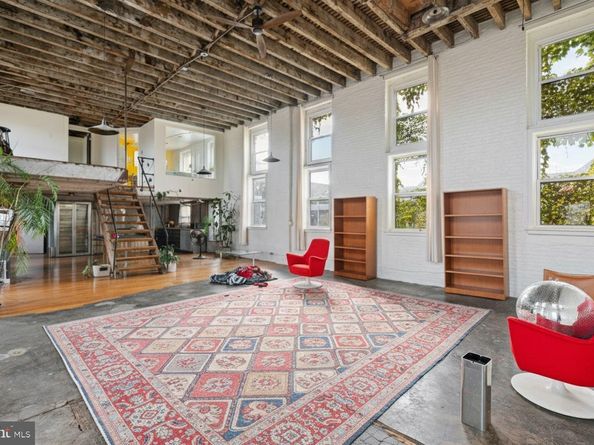 153 W Jefferson Street, Philadelphia PA 19122