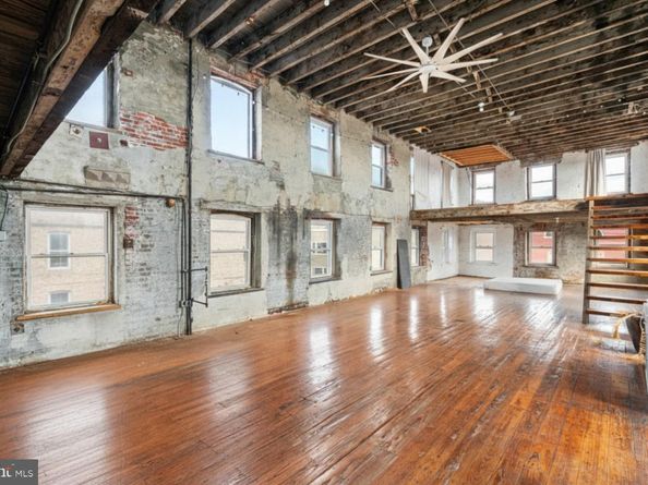 153 W Jefferson Street, Philadelphia PA 19122