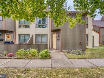 5010 N Convent Lane