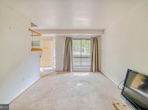 5010 N Convent Lane 130 / BUILDING H, Philadelphia PA 19114