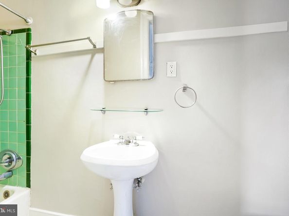 2256 Cathedral Avenue NW, Washington DC 20008
