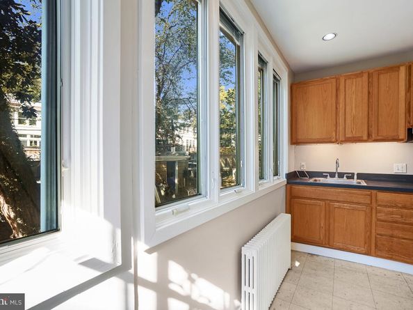 2256 Cathedral Avenue NW, Washington DC 20008