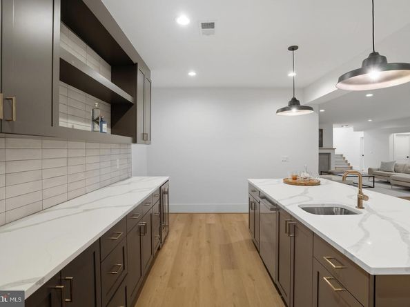 1111 Ingleside Avenue, Mclean VA 22101