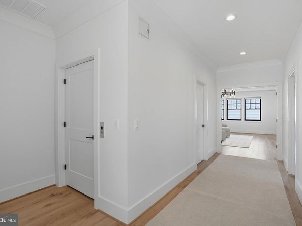 1111 Ingleside Avenue, Mclean VA 22101