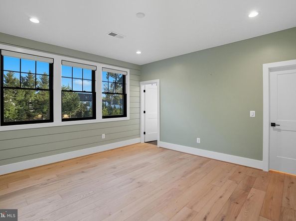 1111 Ingleside Avenue, Mclean VA 22101