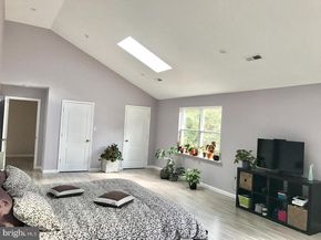 247 Gravel Hill Road, Huntingdon Valley PA 19006
