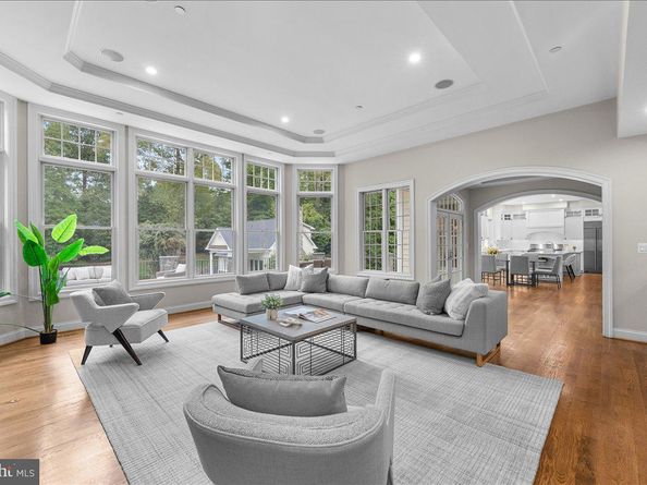 9919 Logan Drive, Potomac MD 20854