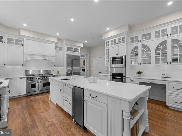9919 Logan Drive, Potomac MD 20854