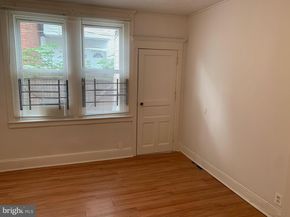 2424 S Reese Street S, Philadelphia PA 19148