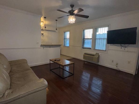 315 Evarts Street NE 109, Washington DC 20002