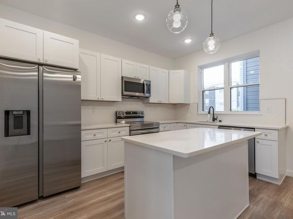 3907 Haverford Avenue, Philadelphia PA 19104