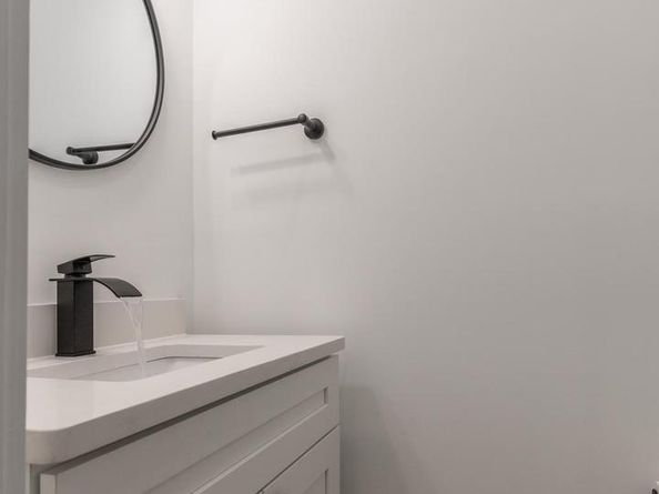 3907 Haverford Avenue, Philadelphia PA 19104
