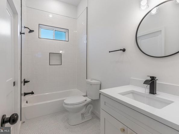 3907 Haverford Avenue, Philadelphia PA 19104