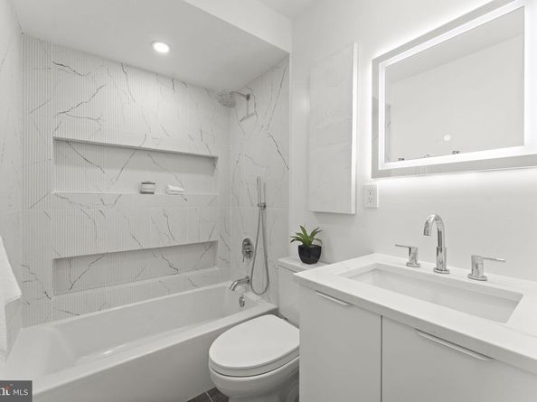 1016 5TH Street NE, Washington DC 20002