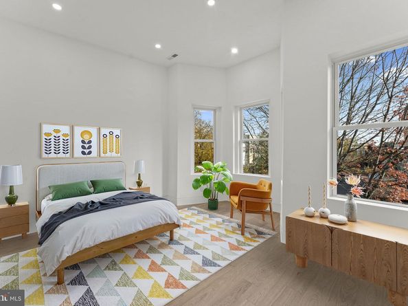 1016 5TH Street NE, Washington DC 20002