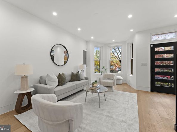 1016 5TH Street NE, Washington DC 20002