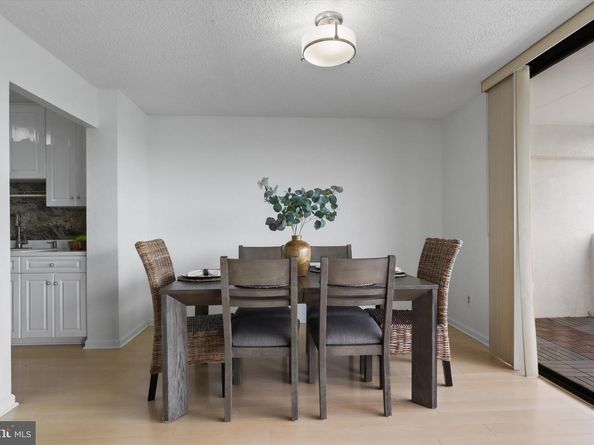 6101 Edsall Road 611, Alexandria VA 22304