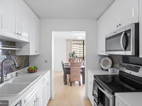 6101 Edsall Road 611, Alexandria VA 22304