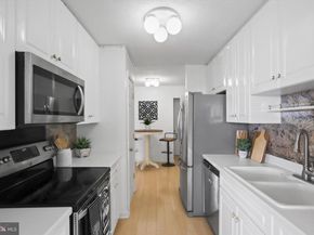 6101 Edsall Road 611, Alexandria VA 22304