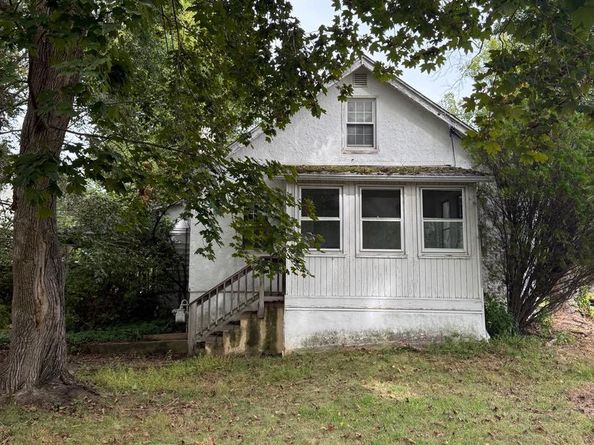 2951 Madison Avenue, Abington PA 19001