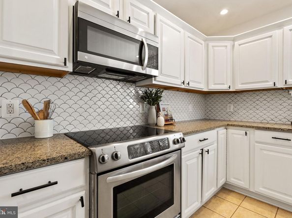 11026 Saffold Way, Reston VA 20190