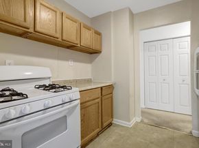5565 Columbia Pike 412, Arlington VA 22204