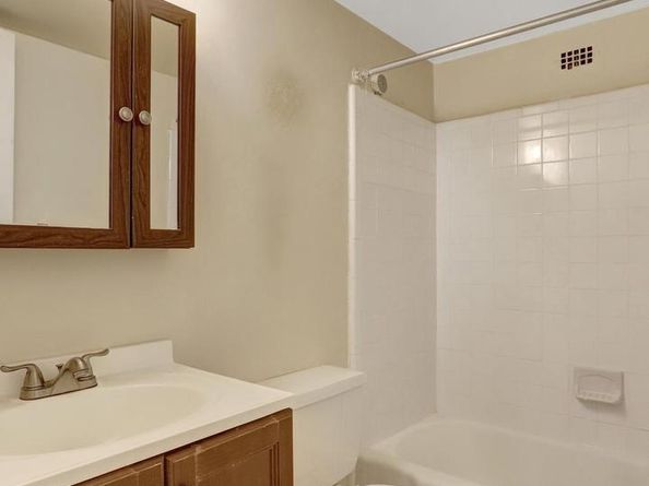 5565 Columbia Pike 412, Arlington VA 22204