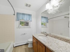 121 Dallas Road, Willow Grove PA 19090