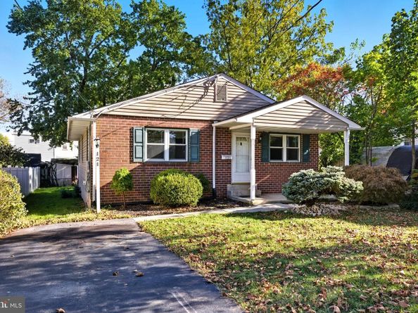 121 Dallas Road, Willow Grove PA 19090