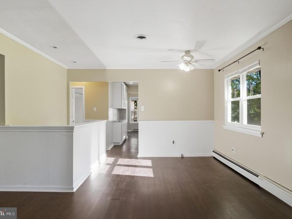 121 Dallas Road, Willow Grove PA 19090
