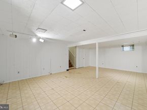 121 Dallas Road, Willow Grove PA 19090