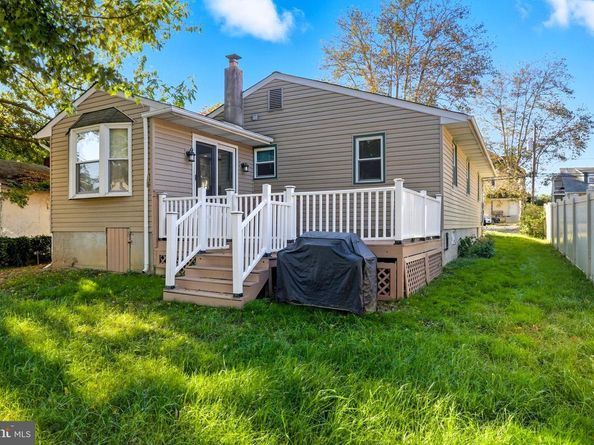 121 Dallas Road, Willow Grove PA 19090