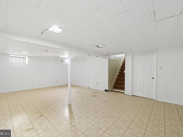 121 Dallas Road, Willow Grove PA 19090