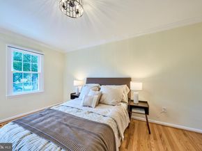 6906 Lafayette Park Drive, Annandale VA 22003